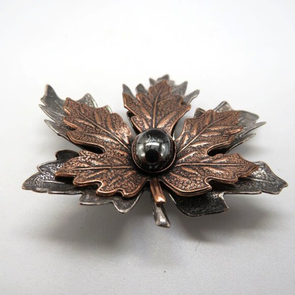 Maple Leaf Brooch 2" Pin Imitation Hematite Center Copper Silver Tone Metals - Picture 3 of 12